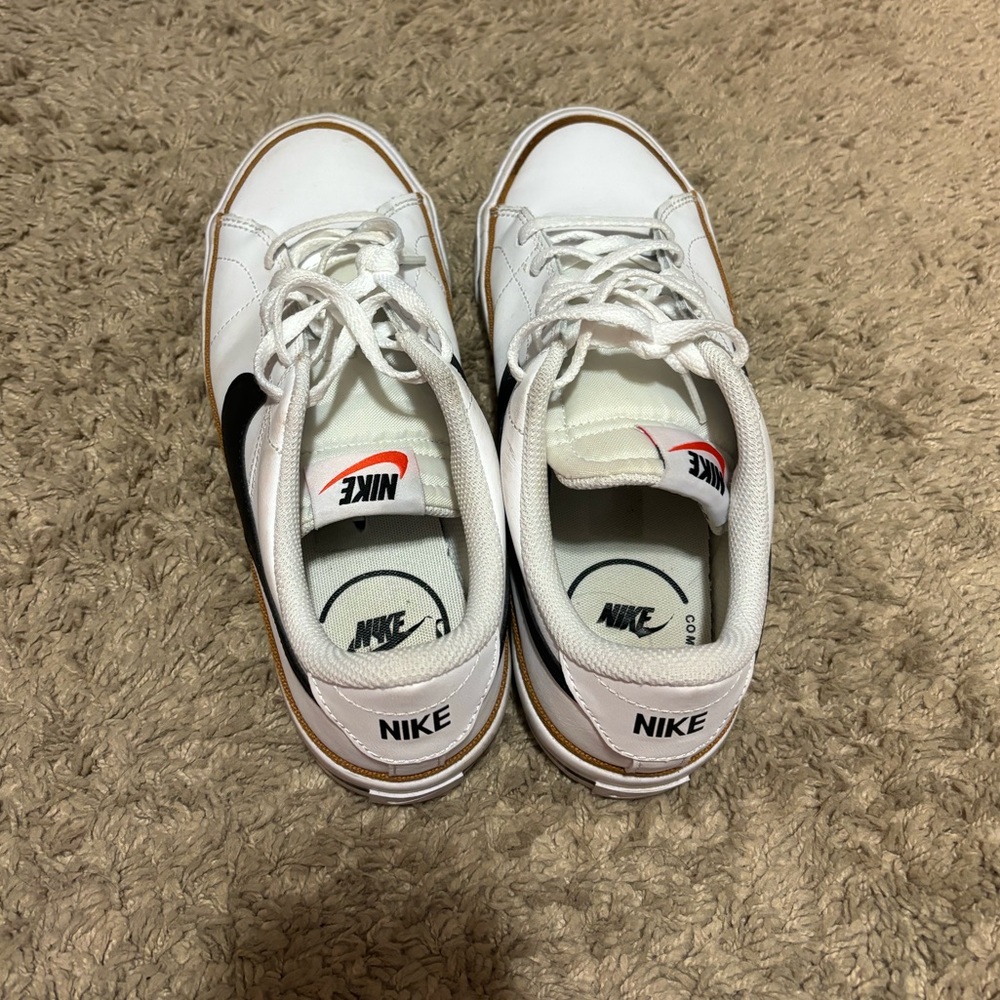 Nike Court Legacy, big kids 6y/ women’s 7/7.5